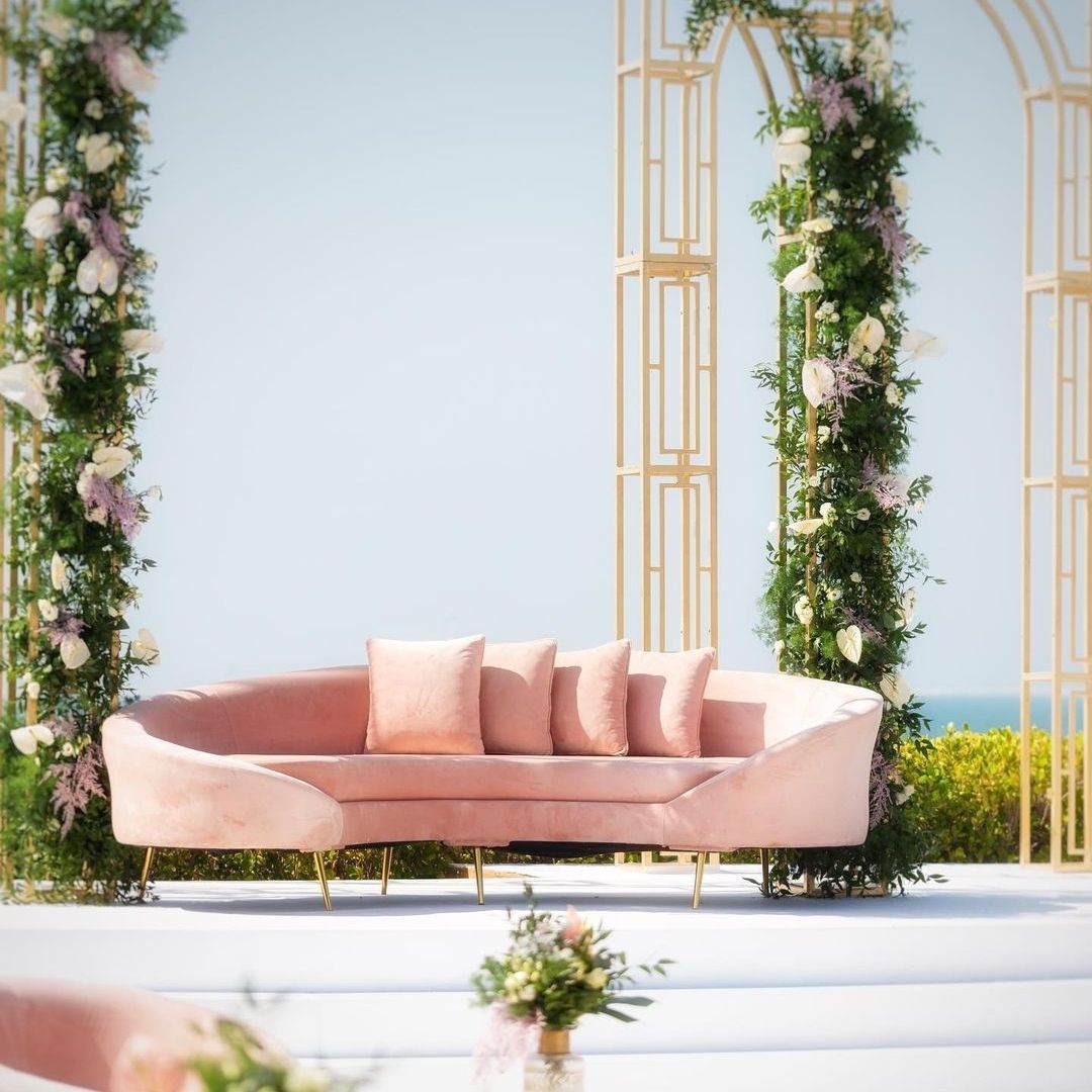 OASIS LOVESEAT VELVET 3 SEATS LOUNGE CURVE PINK SOFA