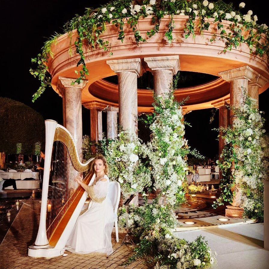 HARPIST OLGA