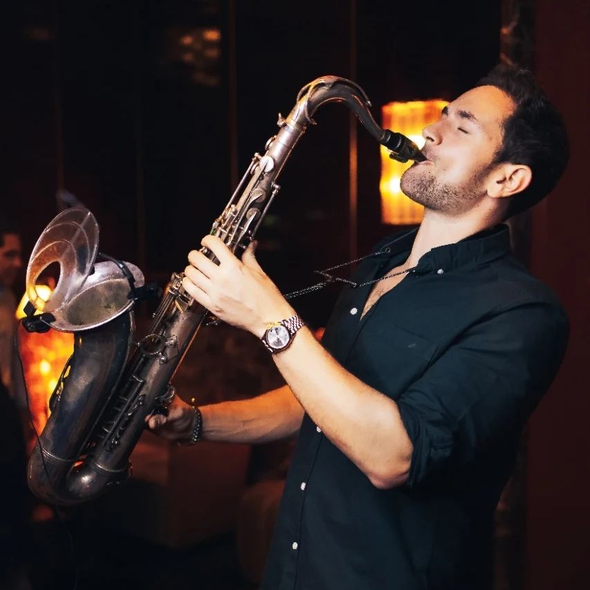 SAXOPHONIST MATT