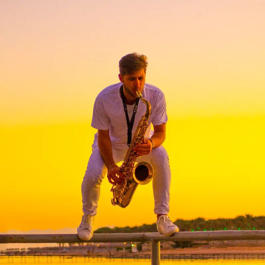 SAXOPHONIST VICO