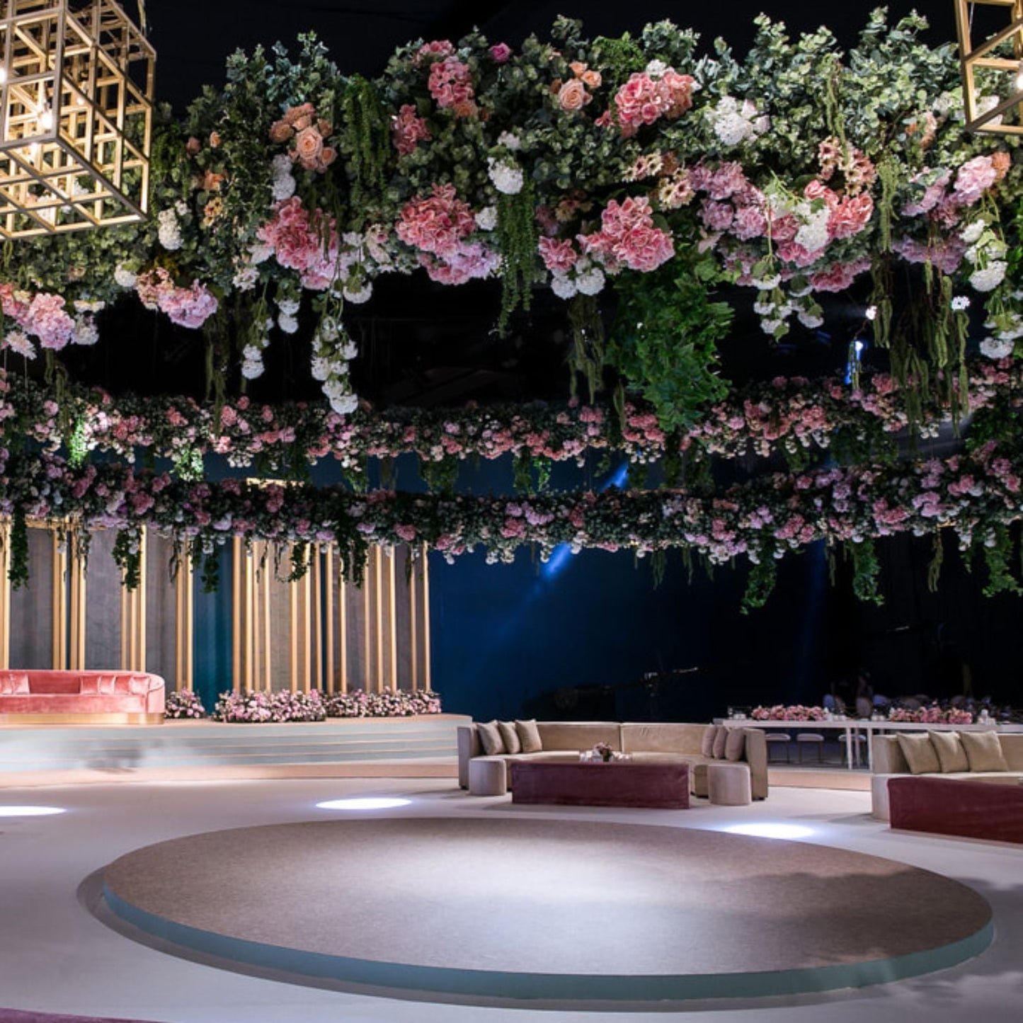 ROUND DANCE FLOOR  6M X 6M ACCOMMODATES UP TO 70PAX OLGA EVENTS