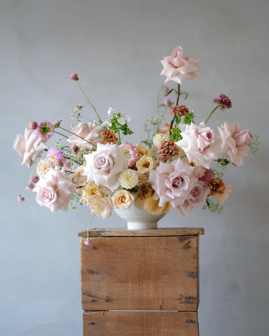 LUNA FLORAL ARRANGEMENT