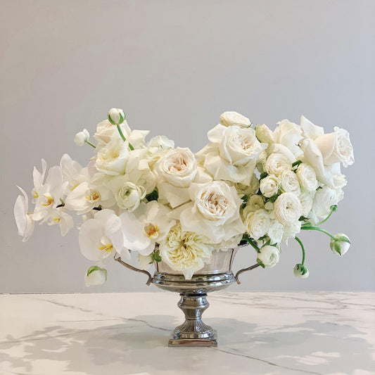 ADHARA FLORAL ARRANGMENT